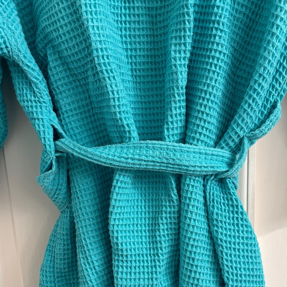 Turquoise Waffle Knit Robe - Picture 6 of 9